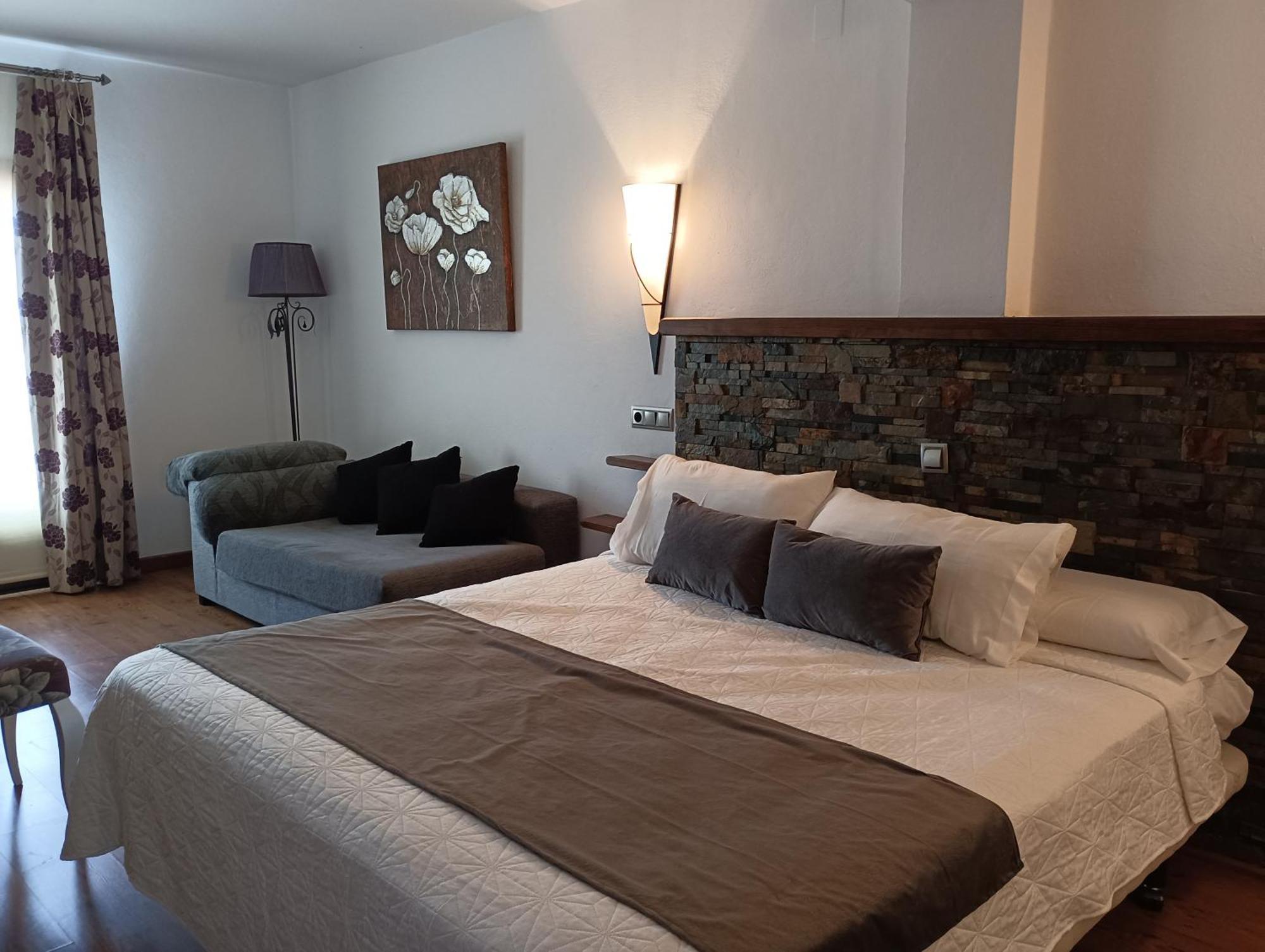 Hotel Rural Los Tadeos Zahara De La Sierra Eksteriør bilde